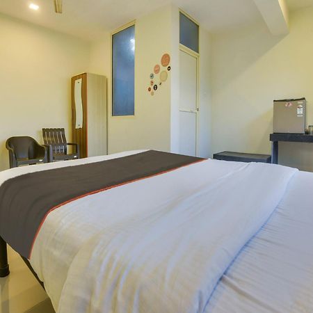 Collection O Morjim Sea Wave Hotel ภายนอก รูปภาพ
