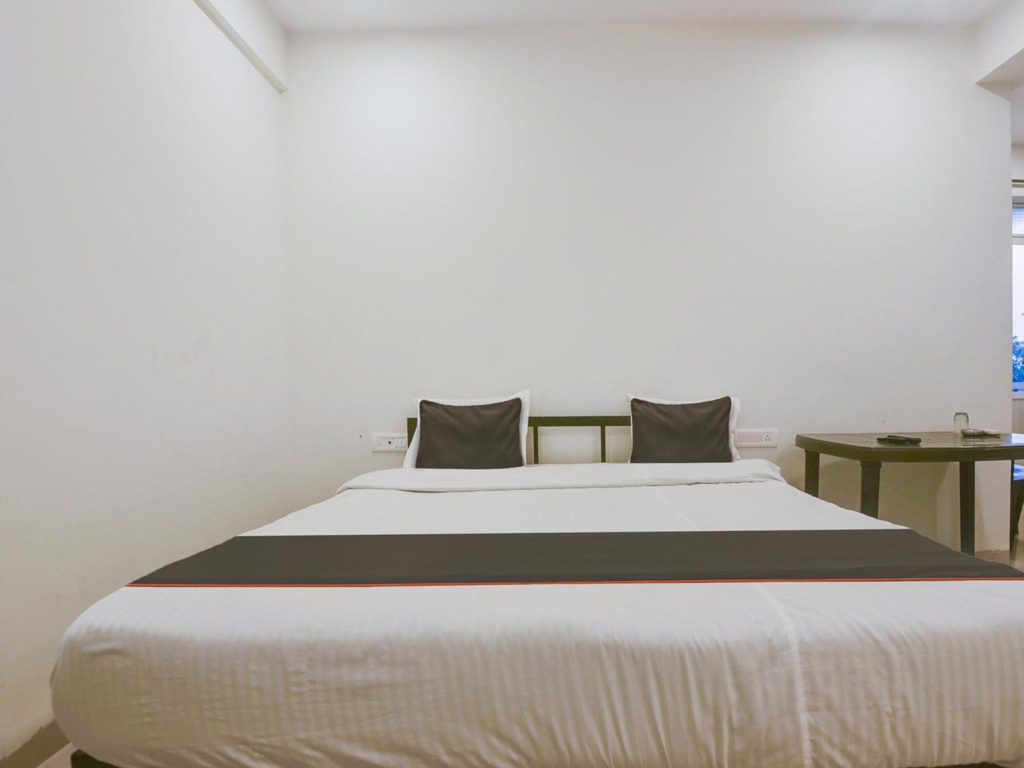 Collection O Morjim Sea Wave Hotel ภายนอก รูปภาพ